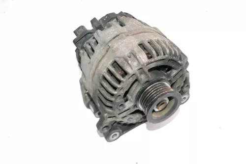 VW Golf 5 V Touran Lichtmaschine Generator 03C903023B / D 110A 1,6 FSI 85kw (129084)