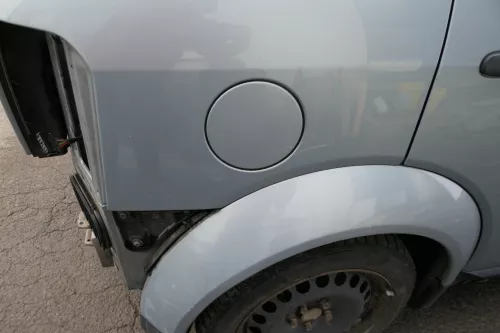 Audi A2 8Z Tankdeckel Klappe Tankklappe Deckel Tank LY7R blau türkis grün krista (129259)