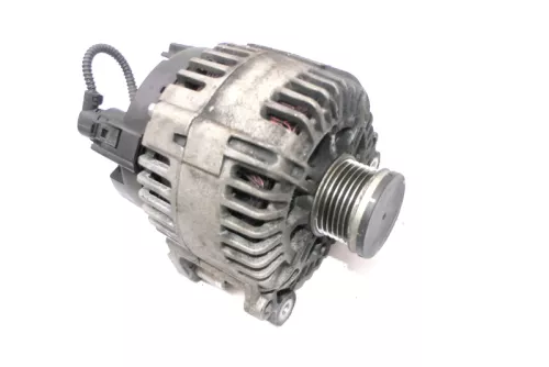 VW Golf 5 V Touran Lichtmaschine Generator 03C903023C 140A 1,4 CAXA (129346)