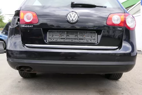 VW Passat 3C Kombi Stoßstange hinten Heckstoßstange Stoßfänger schwarz LC9X deep