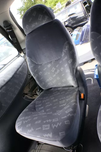 VW Sharan 7M Alhambra 7V Ford Galaxy 1x Sitz hinten rechts Rücksitz 6+7 Sitz (129991)
