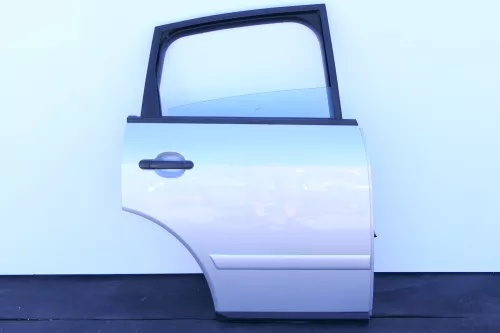 Audi A2 8Z Tür hinten rechts silber LY7W -mit Rahmen, Scheibe  (130149)