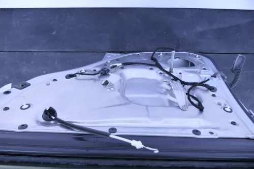 Audi A2 8Z Tür hinten rechts silber LY7W -mit Rahmen, Scheibe  (130149)