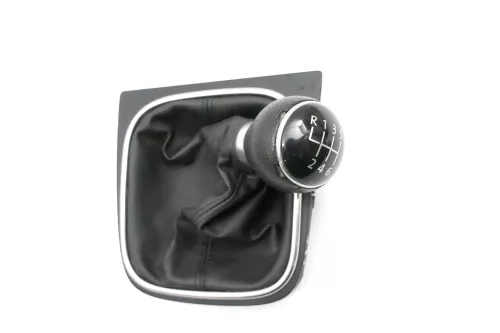 VW Golf 5 Schaltknauf Schaltsack Schaltung Schaltknüppel Leder 6-Gang 1K0711113B (130712)