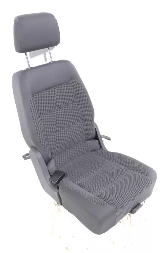 VW Touran Sitz hinten links anthrazit (hinterm Fahrersitz) Rücksitz Isofix  (130917)