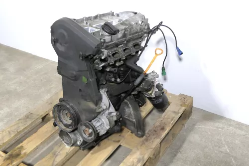 VW Passat 3B A4 A6 Motor APU AEB 1.8T 110kw 150PS  - OHNE Anbauteile - 178.000km (140063)