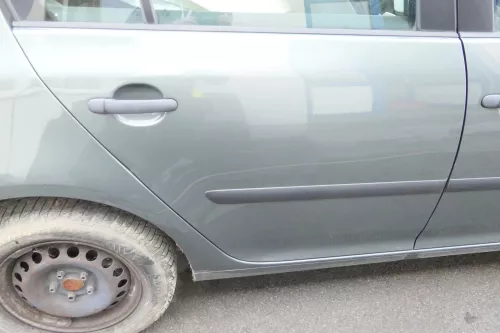 VW Golf 5 V 1K Tür nur Türblatt hinten rechts 4/5-Türer grau blau LA6Q sagagreen