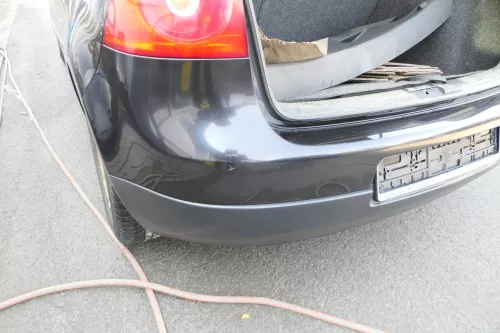 VW Golf 5 1K Limousine Stoßstange hinten Heckstoßstange schwarz LC9Z me (140309)