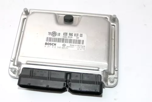VW Passat 3BG Steuergerät Motor Motorsteuergerät 1,9 TDI 96kw AWX 038906019GS (140357)