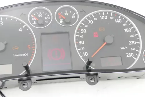 Audi A6 4B Tacho Tachometer Kombiinstrument 315.000km 4B0920933G 2,5 TDI (140400)