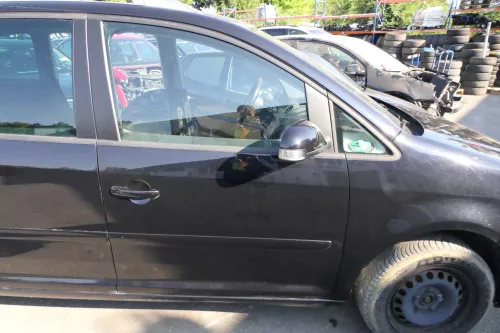 VW Touran 1T 1T3 Tür vorne rechts Beifahrertür schwarz LC9X bla- ohne Anbauteile (140443)