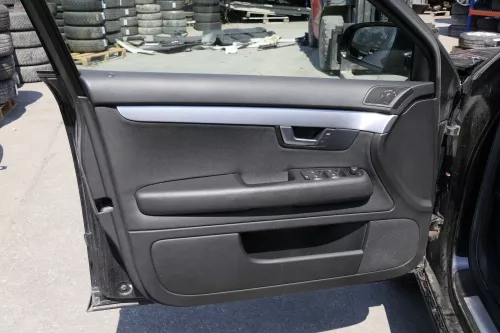 4x Audi A4 8E B7 Türverkleidung Verkleidung Tür vorne und hinten schwarz 4 Stück (140933)