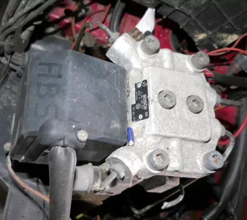 VW T4 ABS + EDS Steuergerät Pumpe 701614111 701614111A (141196)