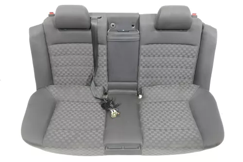 Audi A6 4B Avant Kombi Rückbank Rücksitzbank Sitz Rücksitz 3 Punkt 