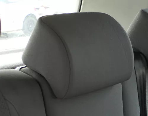 VW Golf Plus 5M Kopfstützen Kopfstütze hinten in der Mitte mittig  (141476)