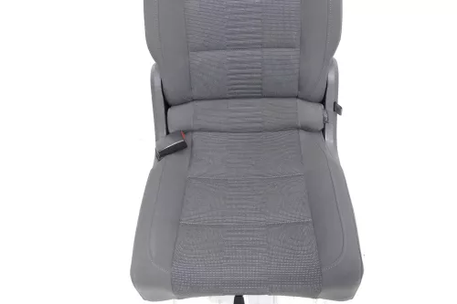 VW Touran Sitz hinten links (hintern Fahrersitz) Rücksitz Isofix (141812)