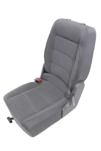 VW Touran Sitz hinten links (hintern Fahrersitz) Rücksitz Isofix II