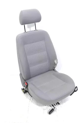 Audi A4 B5 Sitz Fahrersitz vorne links OhneAirbag höhenverstellbar grau (141849)