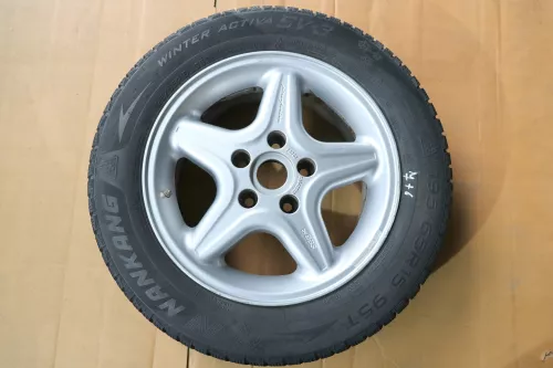 Audi A4 A6 Alufelgen 195/65 R15 Winterreifen Reifen pininfarina BBS 6-7mm (142046)