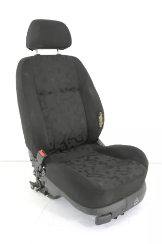 VW Golf 4 Bora Sitz vorne links Fahrersitz 2/3-Türer klappbar  (142335)