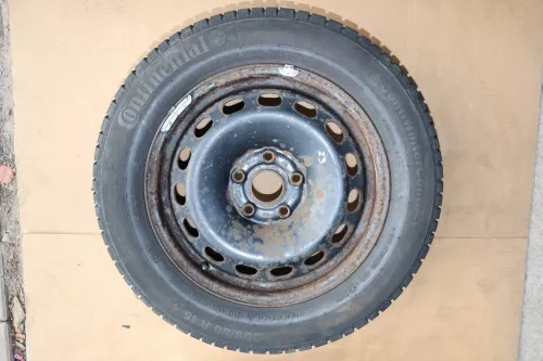 2x VW Sharan 7M Alhambra Winterreifen M&S Reifen Felgen 205/60R16 96H 6-7mm (142423)