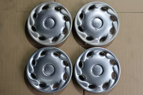 original 4 Stück VW Lupo Polo 6N Radkappe Ibiza Radzierkappe 13 Zoll 6K0601147D (142498)