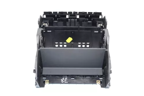 Audi A4 8E B7 Mittelkonsole Verkleidung um Radio einfach ( no keinNavi) (142693)