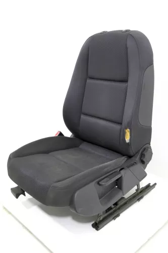 Audi A4 B6 8E Sitz Fahrersitz vorne links höhenverstellbar SHZ ok 