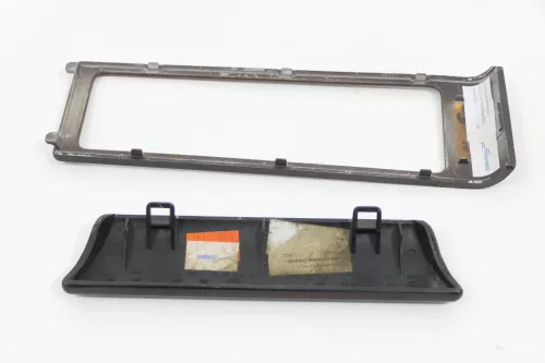 Audi A6 4B C5 Verkleidung Klappe Abdeckung Dekor Holz Optik Nußbaum 2UQ (144183)