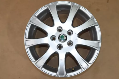 1x Felge Alufelge Skoda Octavia 1Z 7jx17H2 ET54 1Z0601025G 1Z0601025GA Sputnik 1 (144400)