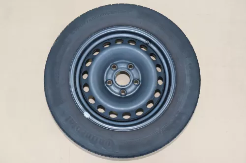 VW Golf Touran Sommerreifen Reifen Felgen 195/65 R15 91H Caddy 4-5mm (144443)