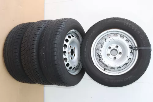 VW Golf Touran Sommerreifen Reifen Felgen 195/65 R15 91H Caddy    4-8mm (144444)