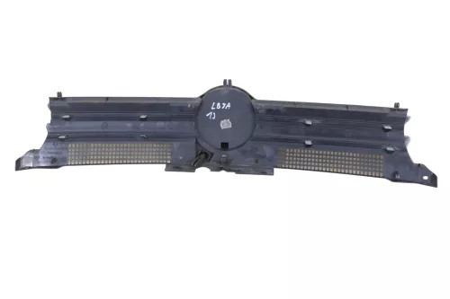 VW Golf 4 Grill Kühlergrill mit VW Zeichen Logo weiß LB9A (144649)