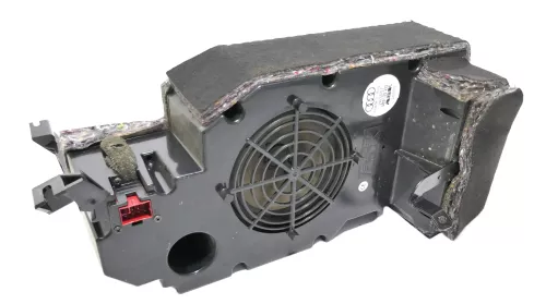 Audi A6 4B Avant Kombi Subwoofer 4B9035382 Lautsprecher Bassbox ASK