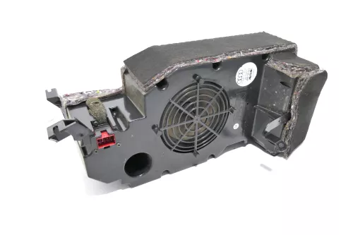 Audi A6 4B Avant Kombi Subwoofer 4B9035382 Lautsprecher Bassbox ASK (145558)