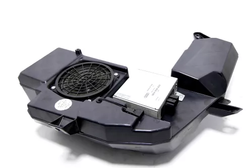 Audi A4 8E B6 Avant Kombi Subwoofer 8E9035382 03S Lautsprecher Bassbox Bose