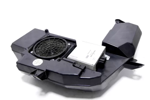 Audi A4 8E B6 Avant Kombi Subwoofer 8E9035382 03S Lautsprecher Bassbox Bose (145960)