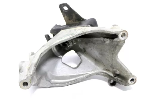 VW Amarok Halter Stütze Träger 2,0 TDI 03L199308 Motorstütze Motor (146280)