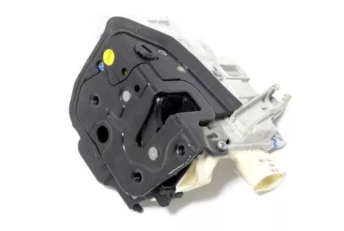 Audi A4 8E Stellmotor Tür Türschloß mit ZV hinten links 8E0839015AA (146765)