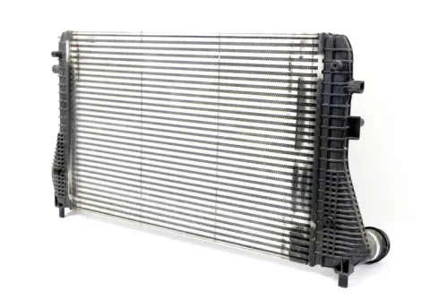 VW Passat 3C B7 Ladeluftkühler Ladeluft Kühler (147699)