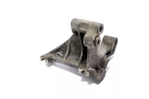 VW Golf Halter Konsole Lichtmaschine Servopumpe Träger 028145531C (147775)