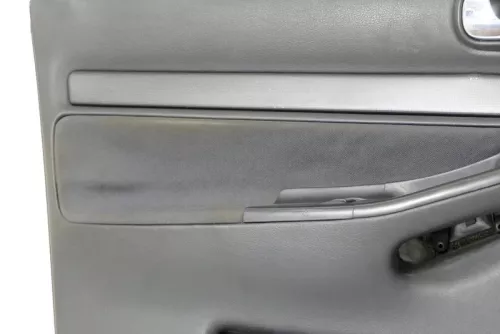 1x Audi A4 B5 Türverkleidung Verkleidung Tür vorne links (148144)