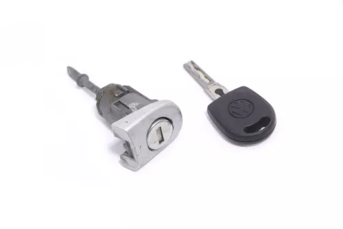 VW Passat 3B Lupo Türschloß Schloß Tür mit 1x Schlüssel vorne links f (148382)