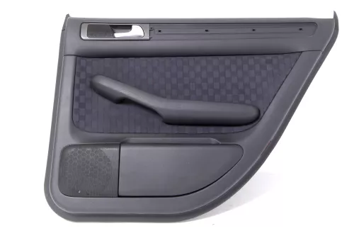 1x Audi A6 4B Türverkleidung Verkleidung Tür hinten rechts - pnyx ZYS TIV  (148808)