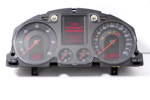 VW Passat 3C Tacho Tachometer 182.00km 3C0920871E Diesel TDI Kombiinstrument (149147)