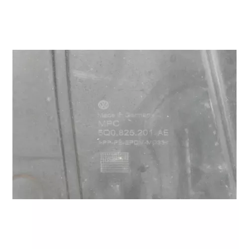 Q2 Unterbodenverkleidung Verkleidung links unten Abdeckung 5Q0825201AE NEU ORIGI (149421)