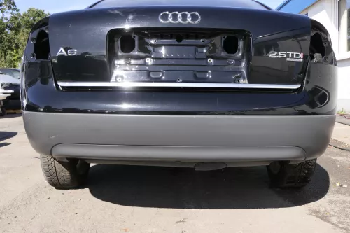 Audi A6 4B Limousine Stoßstange hinten Heckstoßstange Stoßfänger schwarz LY9B (150169)