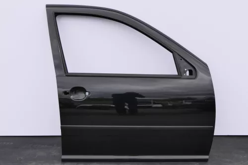 VW Golf 4 Bora Tür vorne rechts Beiahrertür 4/5-Türer Kombi Avant schwarz LC9Z m (150308)