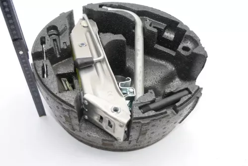 VW Golf 5 Touran etc. Wagenheber Bordwerkzeug Schlüssel -