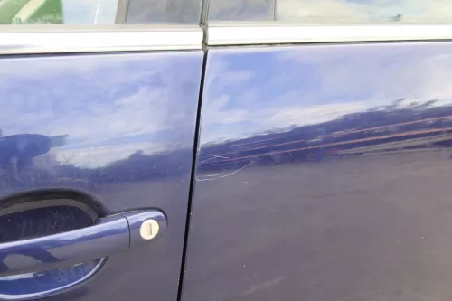VW Passat 3B 3BG Kombi Variant Tür hinten links blau LB5N indigoblau me+ Scheibe (150582)